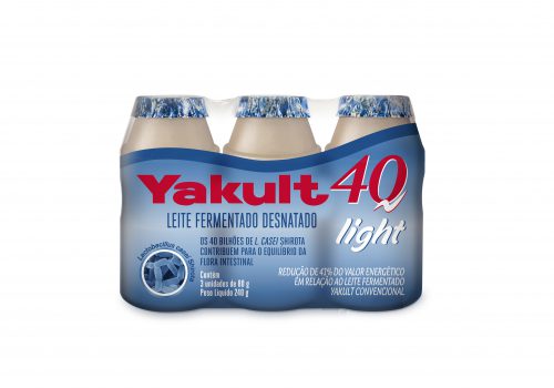 YAKULT 40 LIGHT GANHA NOVA  EMBALAGEM COM TRÊS UNIDADES