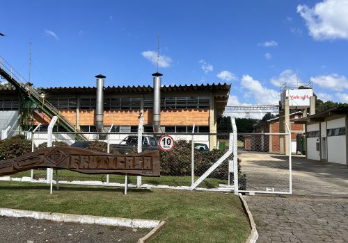 Fábrica da Yakult em Santa Catarina<br>recebe certificação internacional